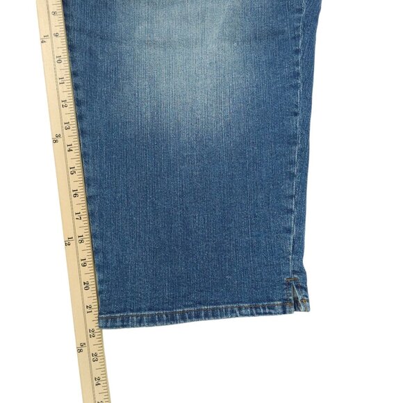 Chaps Capri Jeans Slimming Fit Plus Size 22W High Rise NWT Stretch Med Wash Crop - Picture 12 of 12
